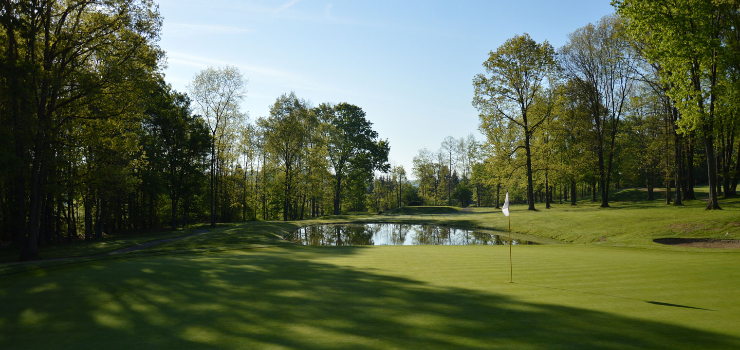 Country Club